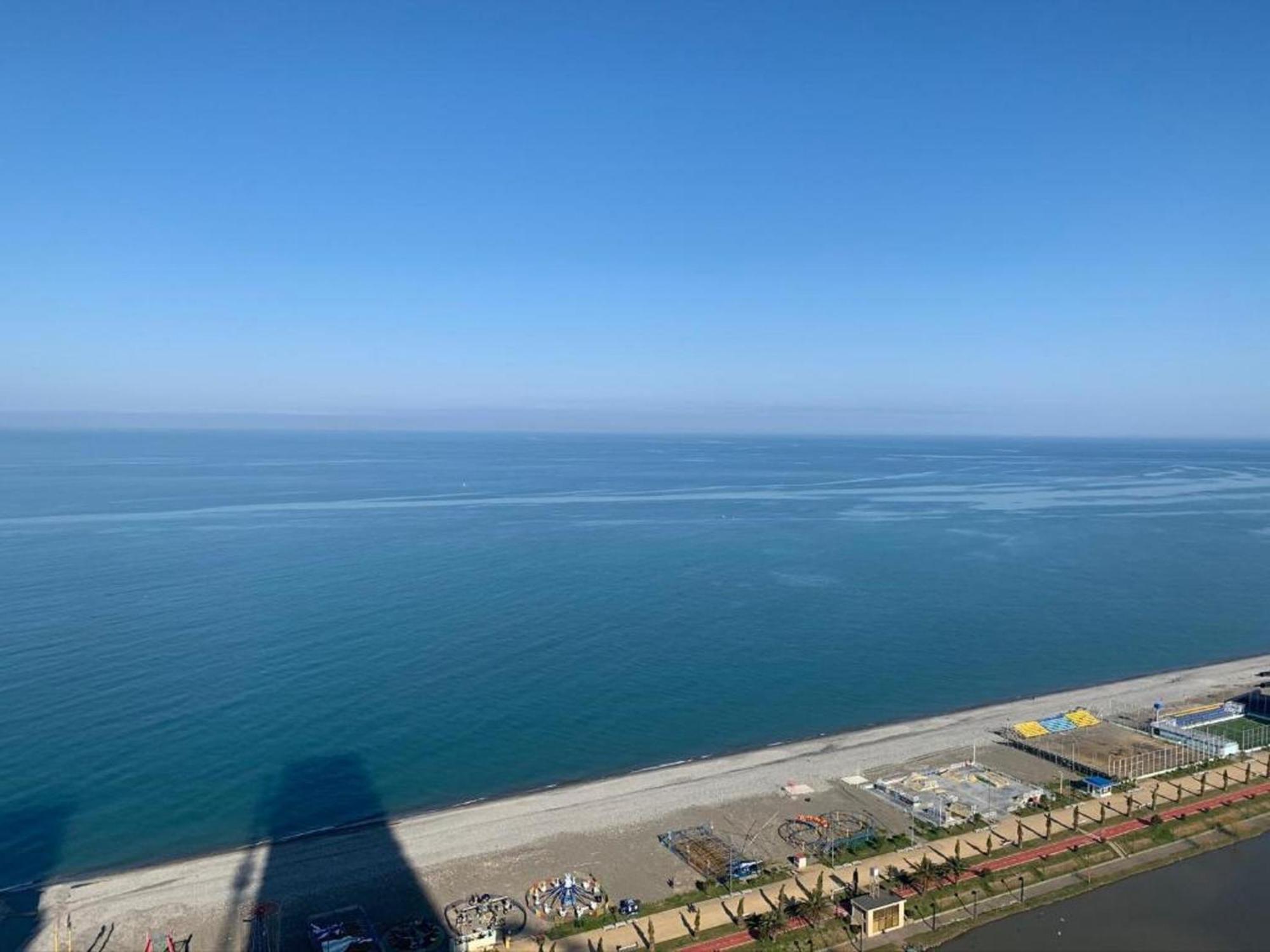 Apart-Hotel Orbi City Batumi Exterior photo