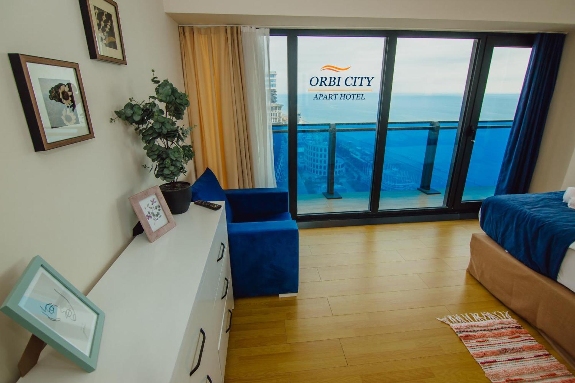 Apart-Hotel Orbi City Batumi Exterior photo